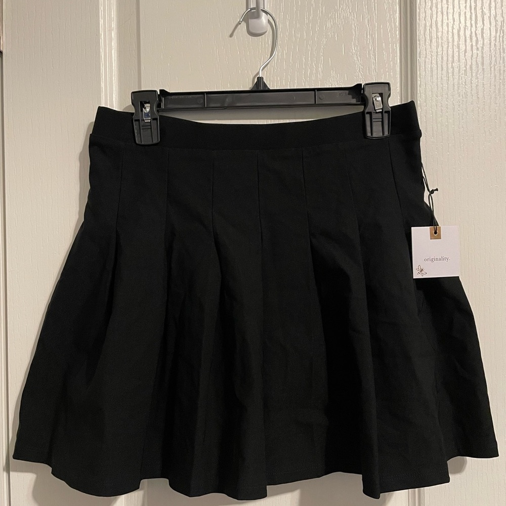Mini skirt never worn